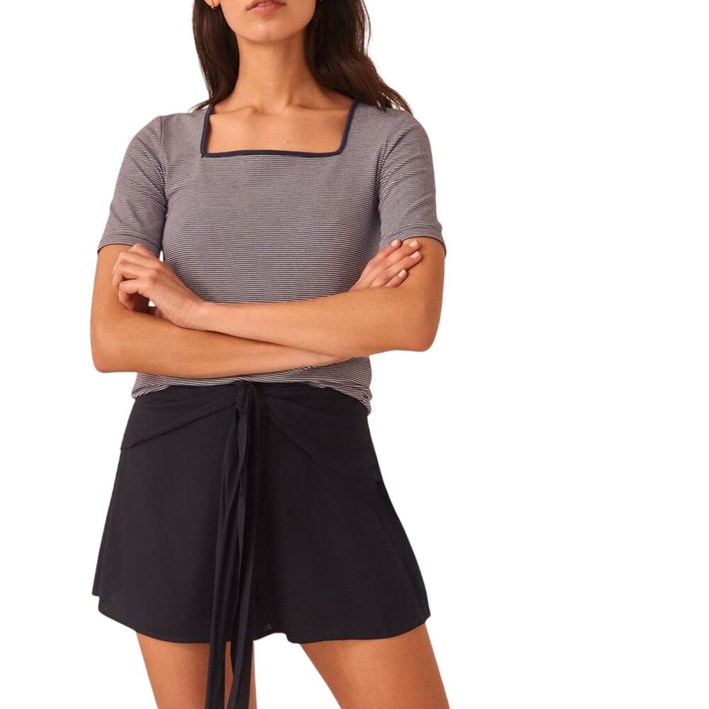 The Fifth Label NWT High Rise Navy Wrap Style Shorts~8 Preppy High Waisted